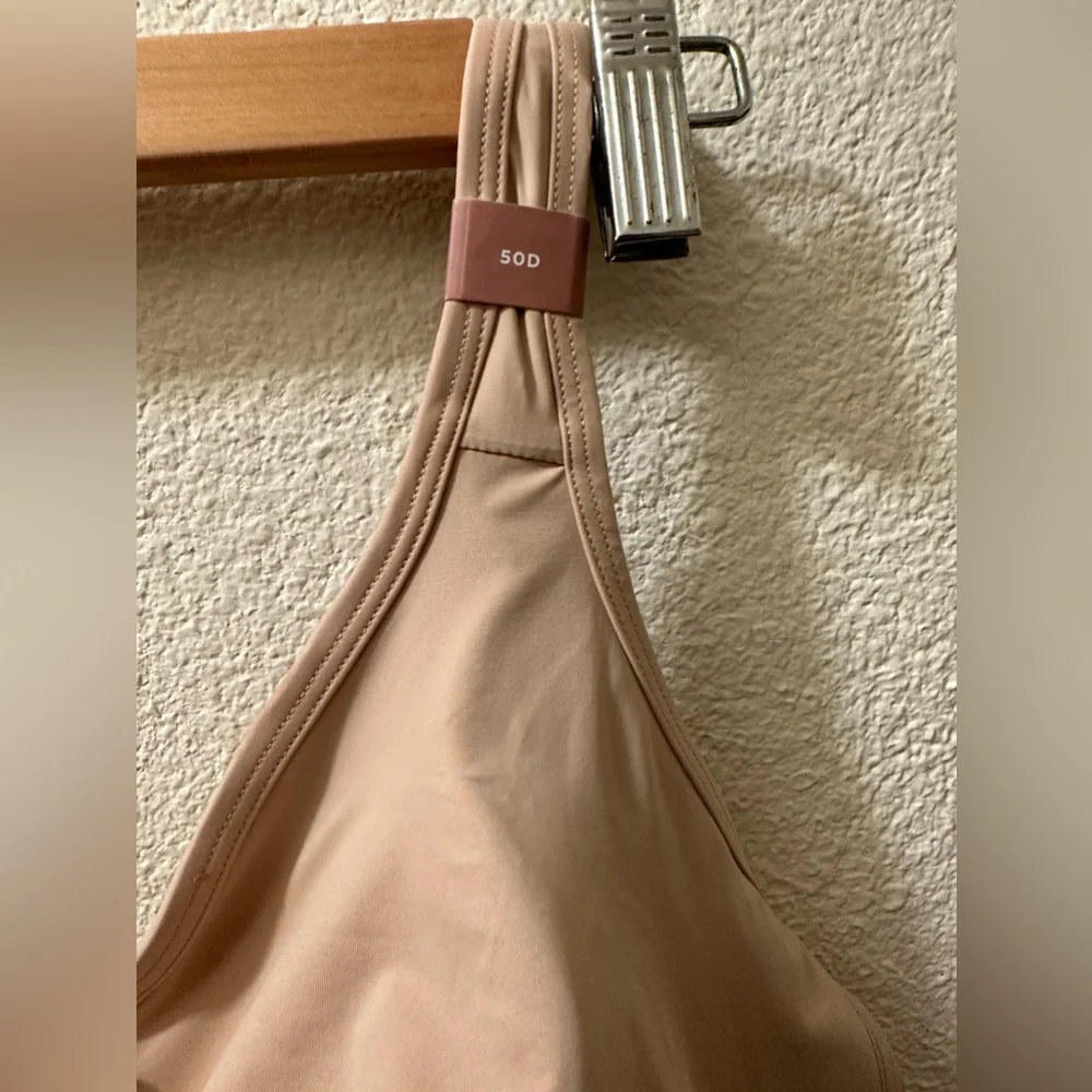 Cacique Bra CoolBliss Beige Unlined No-Wire Nylon/ Spandex Size 50D New With Tag - Picture 3 of 10